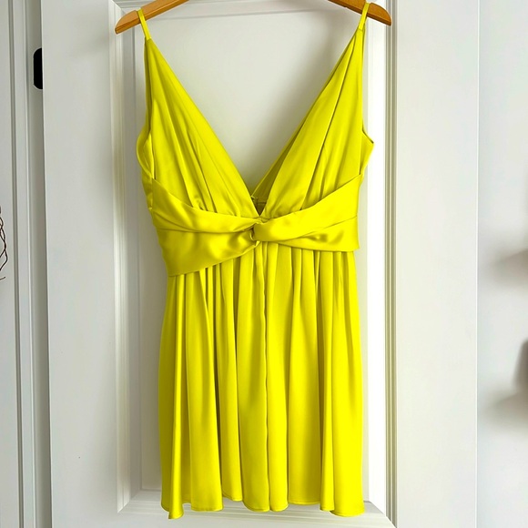 LUXXEL Mini Dress - Size Medium - Picture 2 of 4